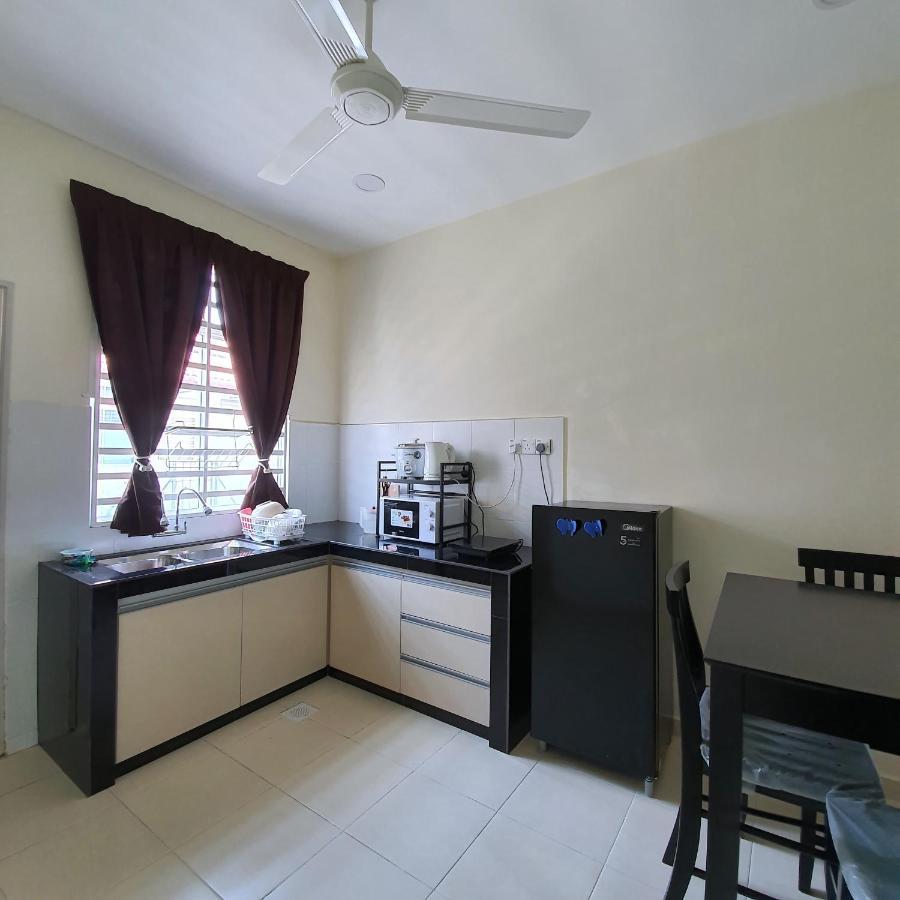 Homestay By Naf Kuantan Ngoại thất bức ảnh