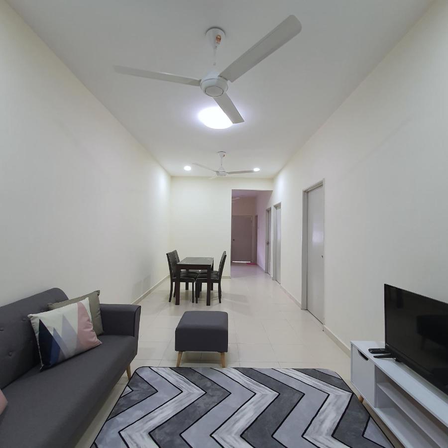 Homestay By Naf Kuantan Ngoại thất bức ảnh