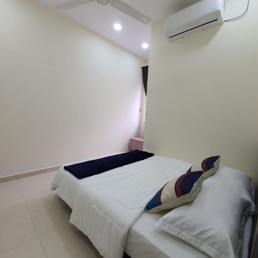Homestay By Naf Kuantan Ngoại thất bức ảnh